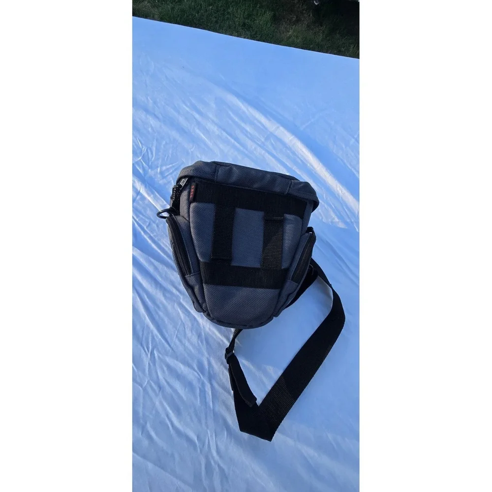 Tamrac Digital camera bag perfect for Canon Nikon Sony Alpha